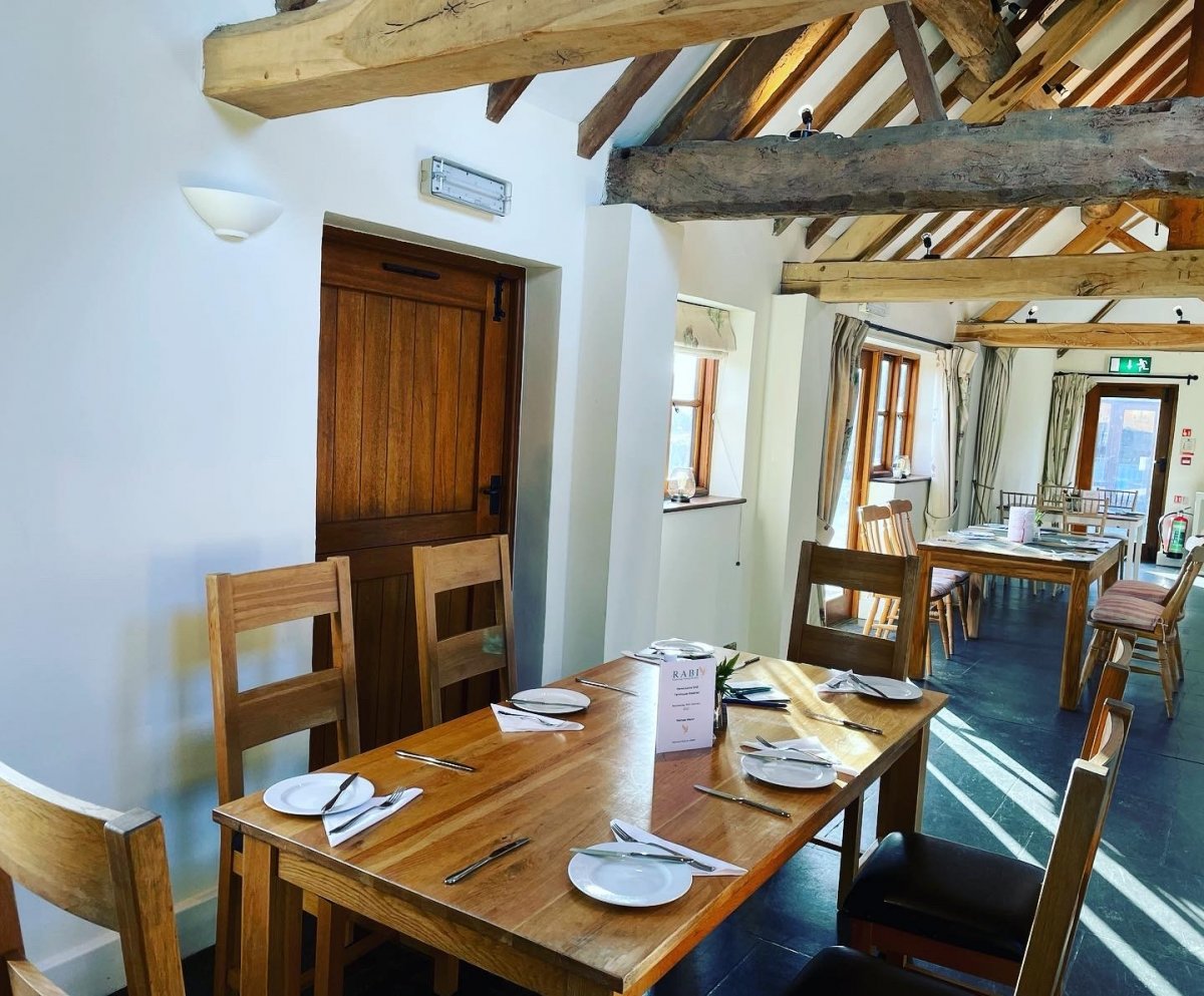 Wethele Manor - dining room with fantastic vaulted ceiling